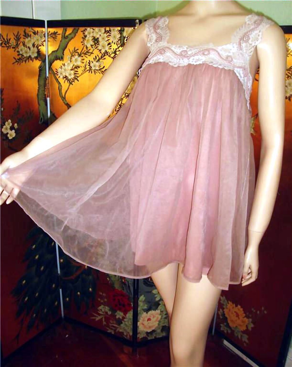 Baby Doll Silhouette (1958)